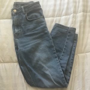 BDG Girlfriend crop jean